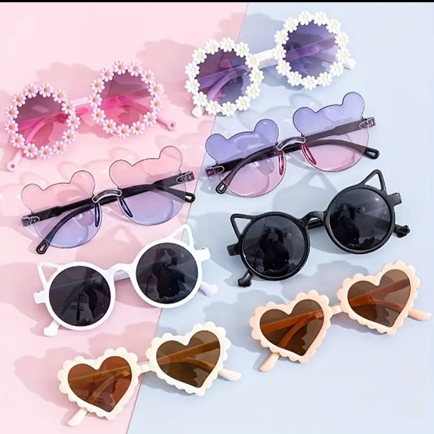 Lot de 4 Lunettes de Soleil Enfant Fantaisie