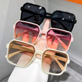 Lunettes de Soleil Oversize Carrées Femme — 3 Coloris